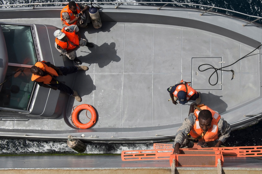 Cutlass Express 2017