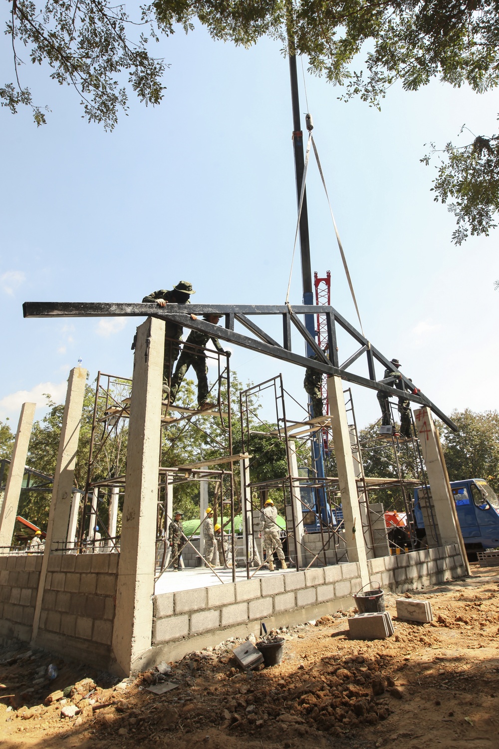 Cobra Gold 17, Construction At The at Ban Tha Kham Rai Duea Samakee School