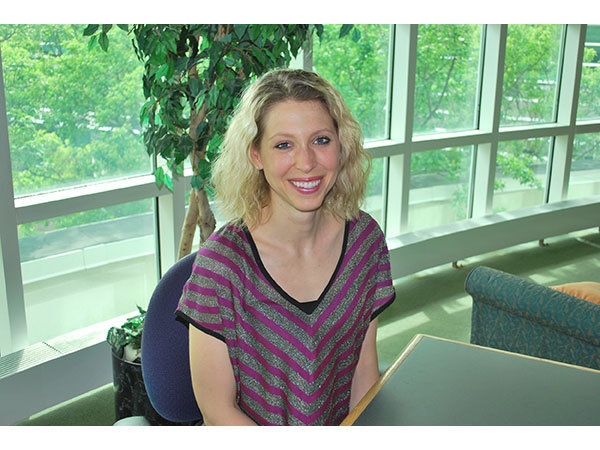 Postdoc Spotlight: Army postdoc developing new material for testing body armor