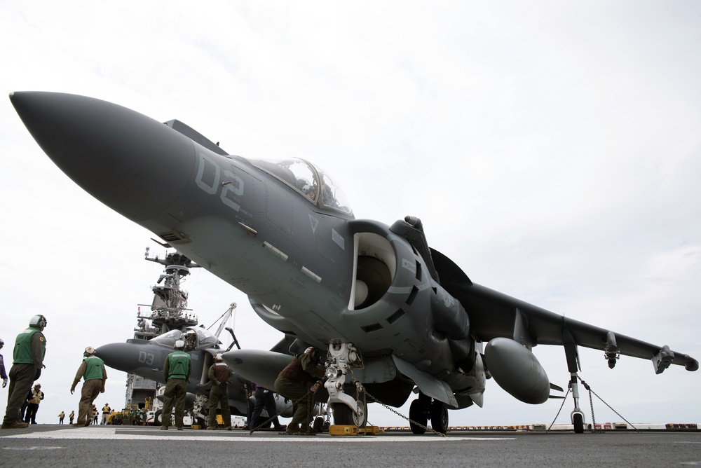 USS Bonhomme Richard (LHD 6) AV-8B Harrier Operations