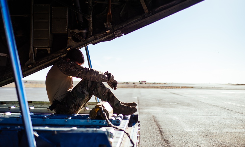 Illinois ANG delivers airpower to aide Mosul offensive