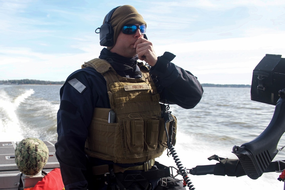 Coast Guard Port Security Unit prepares to deploy