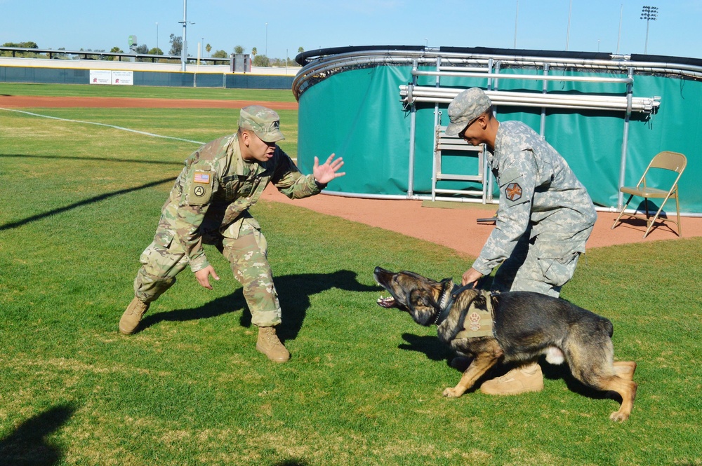 K-9 demonstration thrills Phoenix high school students