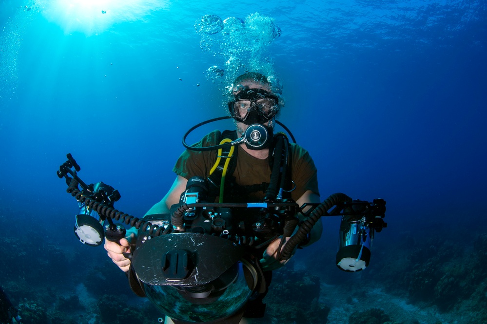 ECC Underwater Photo Training