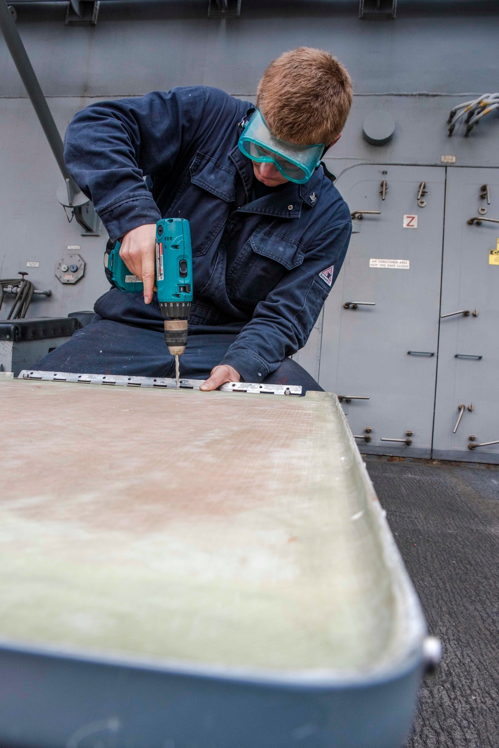 USS Green Bay Sailors prepare for MCI