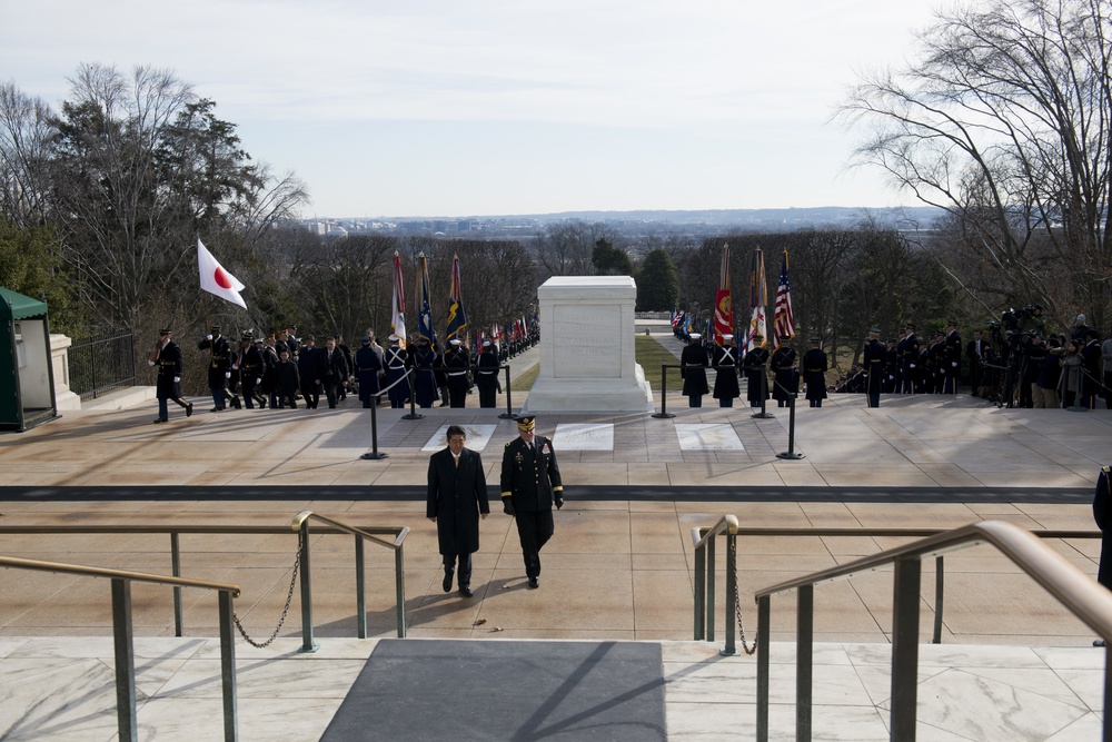 The Prime Minister of Japan lays a wreath at the Tomb of the Unknown Soldier in Arlington National Cemetery