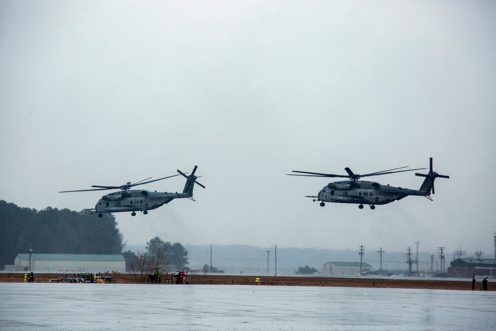 Marine Heavy Helicopter Squadron 464 Max Launch Exercise