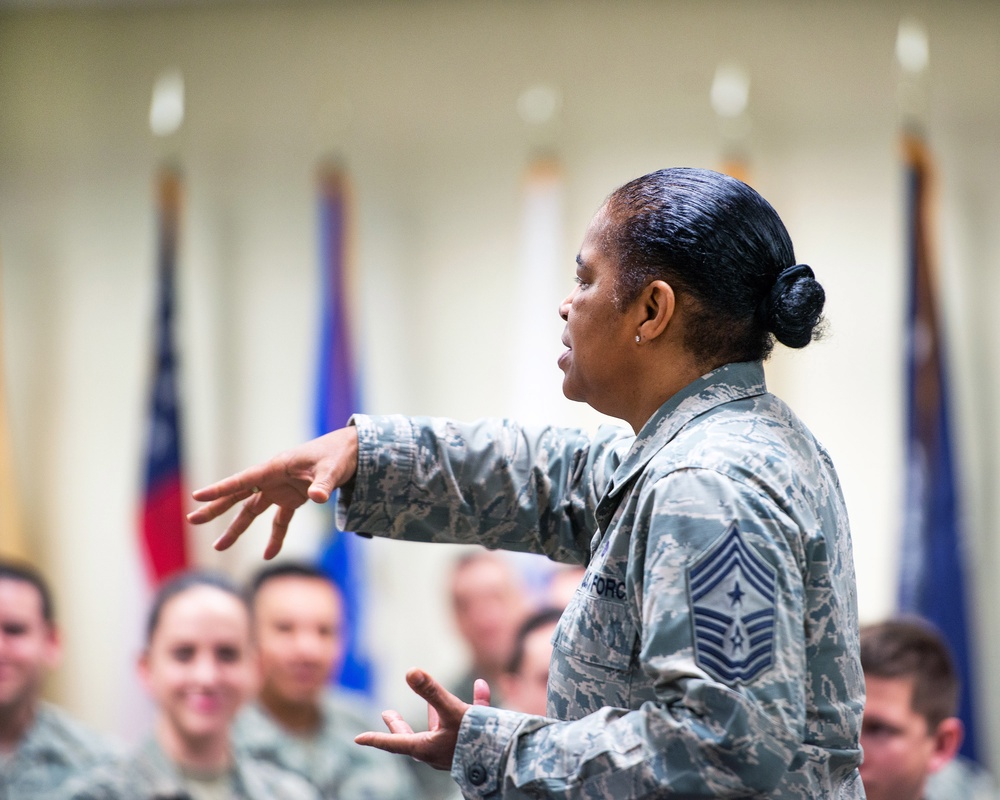 AMC/CCC Visits Travis AFB