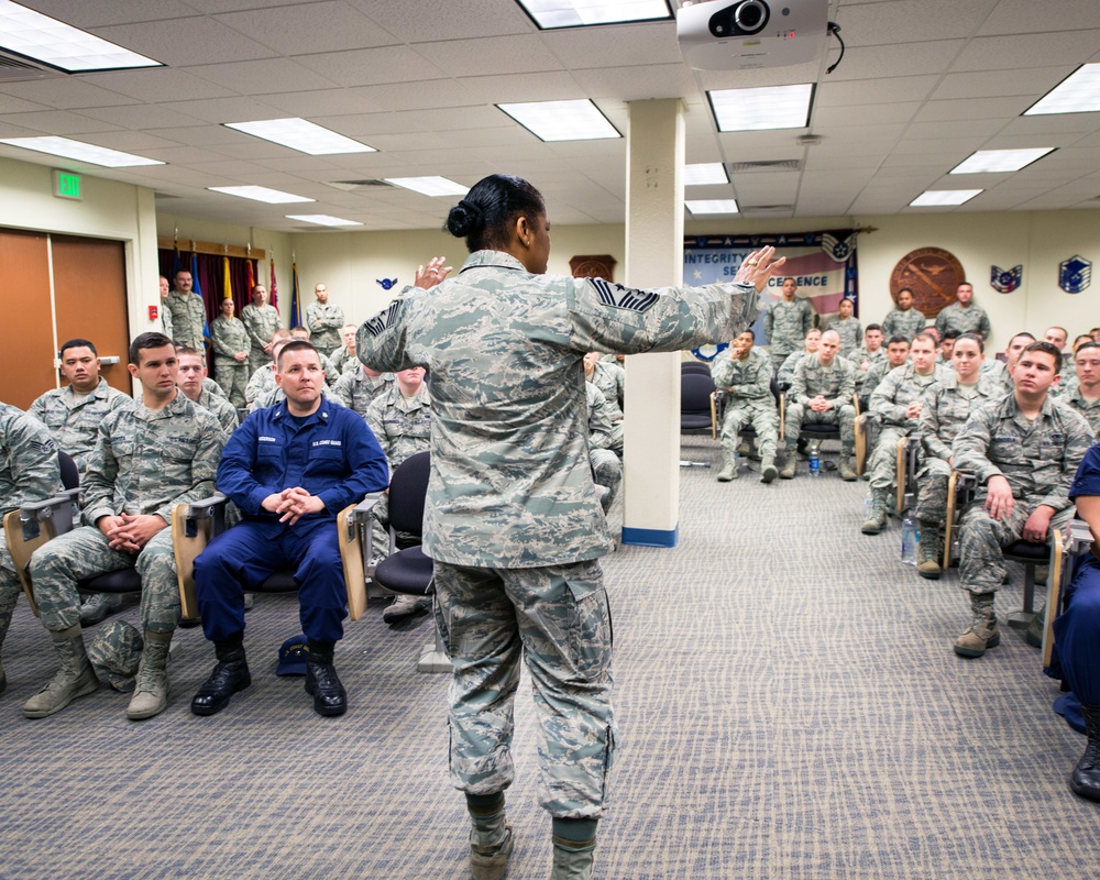 AMC/CCC Visits Travis AFB