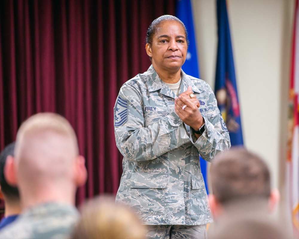 AMC/CCC Visits Travis AFB