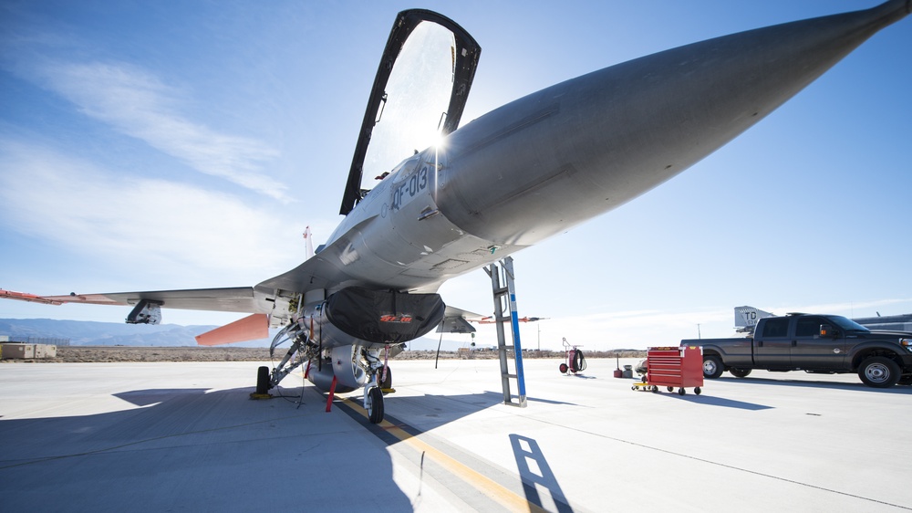 QF-16 Takes first flight at Holloman