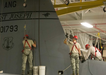Maintainers remove tail for first time