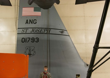 Maintainers remove tail for first time