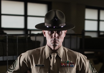 Bend, Ore.-native, Parris Island DI - top 'hat' in the Corps