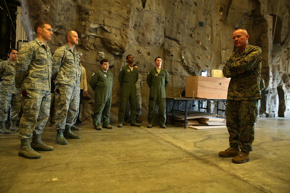 Lt. Gen. Nicholson recognizes Airmen’s support in MV-22 incident