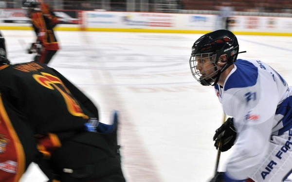 Exhibition hockey brings servicemembers together