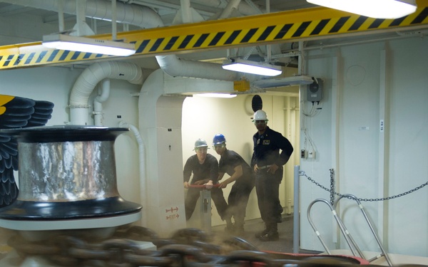 America Mans the Rails while leaving Joint Base Pearl Harbor-Hickam for RIMPAC 2016