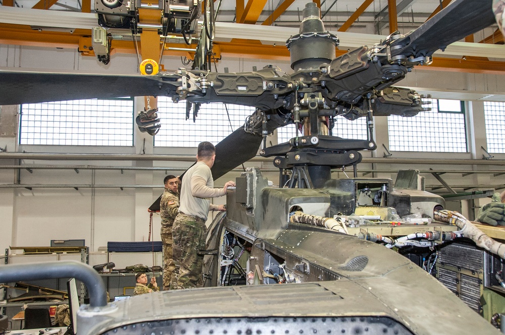 DVIDS - Images - AH-64 Phase Maintenance Inspection [Image 6 of 23]