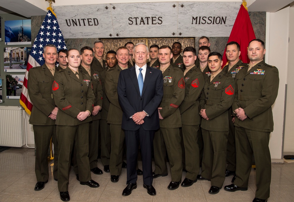 SD meets with U.S. Marines at NATO