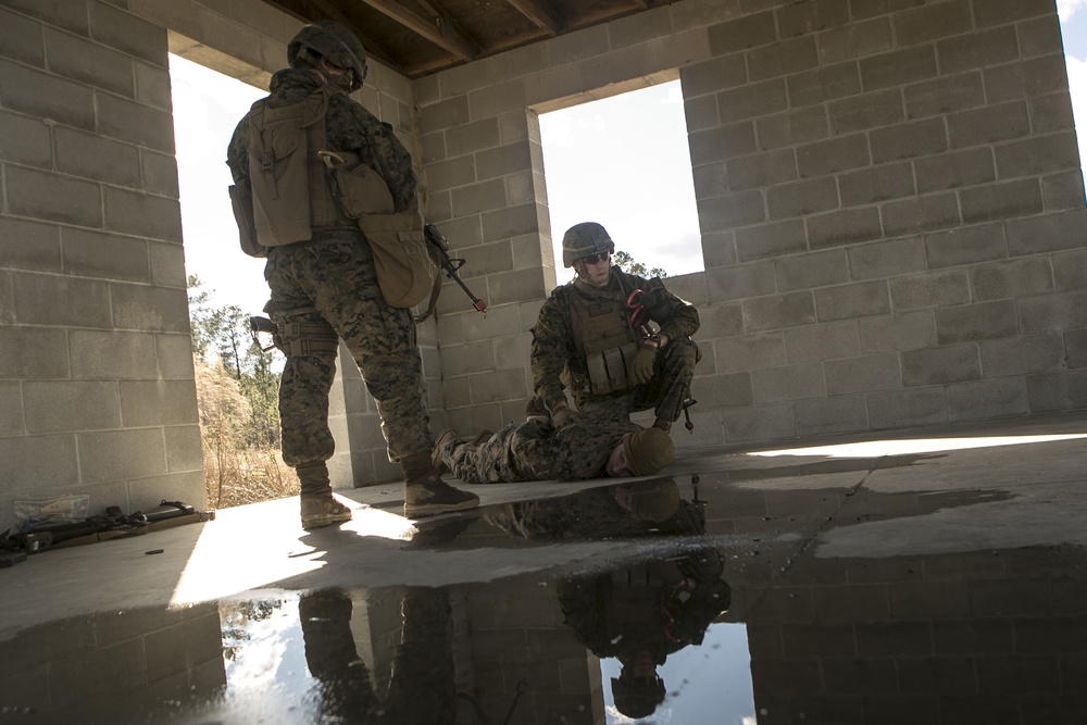 Hands up!: 2nd LE Bn FEX