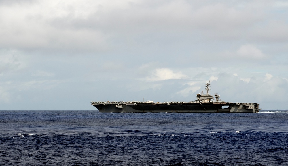 USS Carl Vinson (CVN 70)