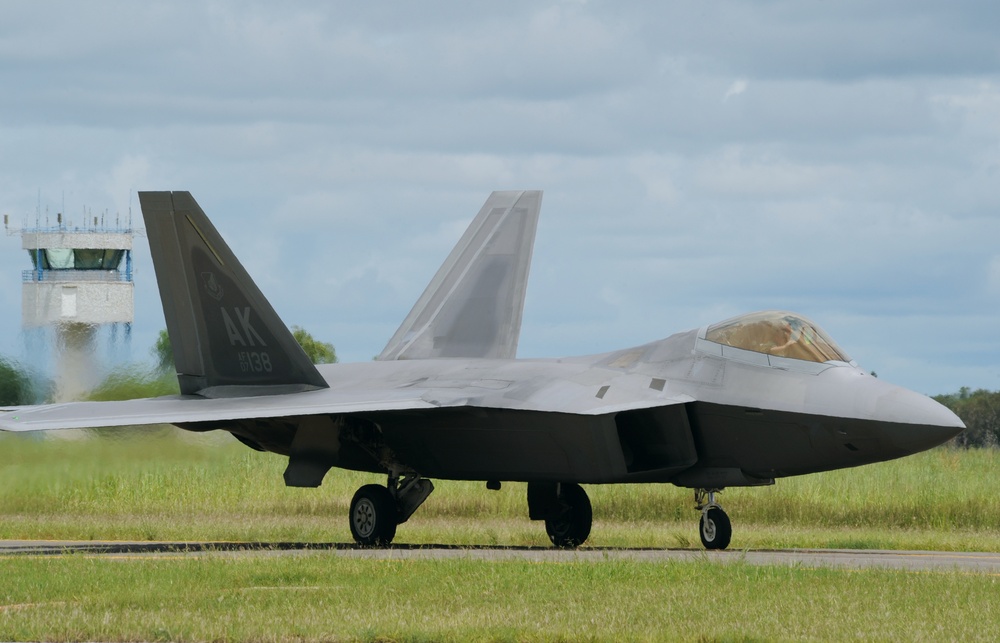 Raptors arrive at RAAF Base Tindal for Enhanced Air Cooperation Initiative