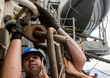 USS Lake Champlain (CG 57) Replenishment-at-Sea