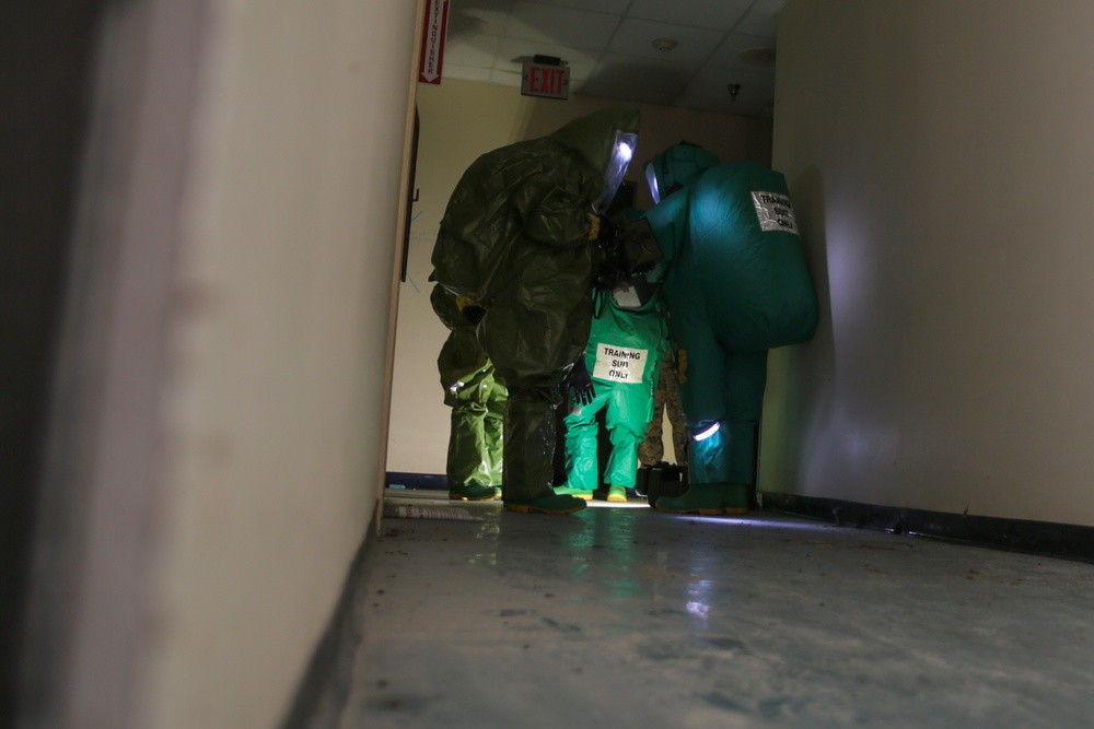 Chemical, Biological, Radiological and Nuclear Marines Participate Advanced Training