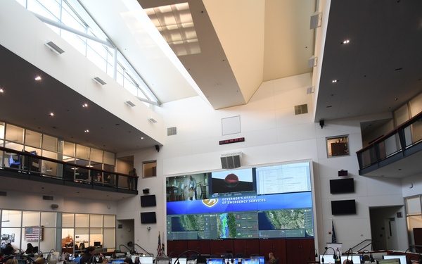 California State emergency representatives continue to convene in support of emergency services to Oroville Spillway.