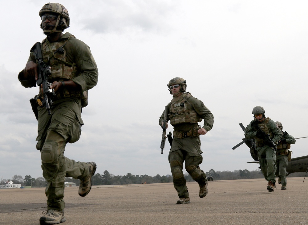 DVIDS Images Mississippi National Guard Soldiers assist DEA