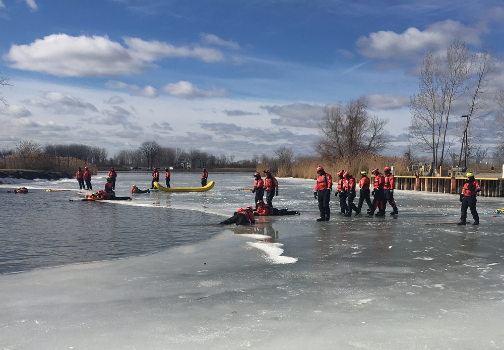 Final ice rescue training course of 2017