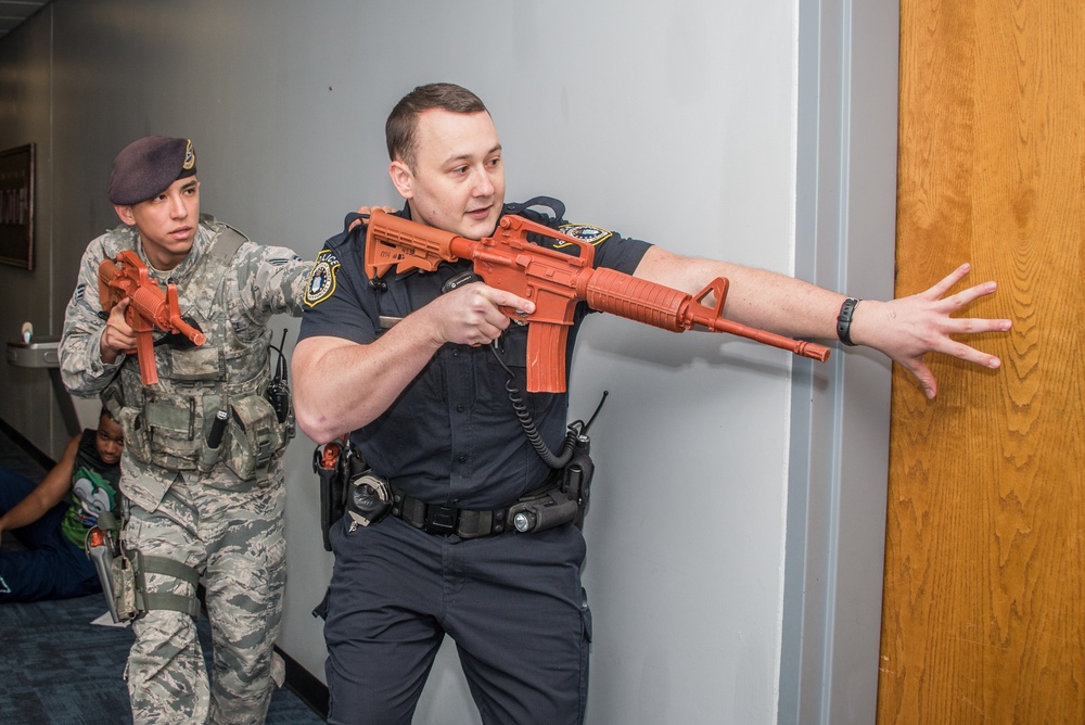 Maxwell Base Exercise