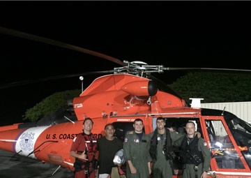 Multimedia available: Second successful rescue for Coast Guard aircrew out of Hawaii in less than 12 hours