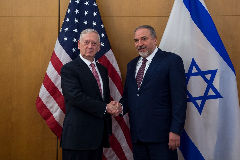 SD meets with Israeli MOD Avigdor Lieberman
