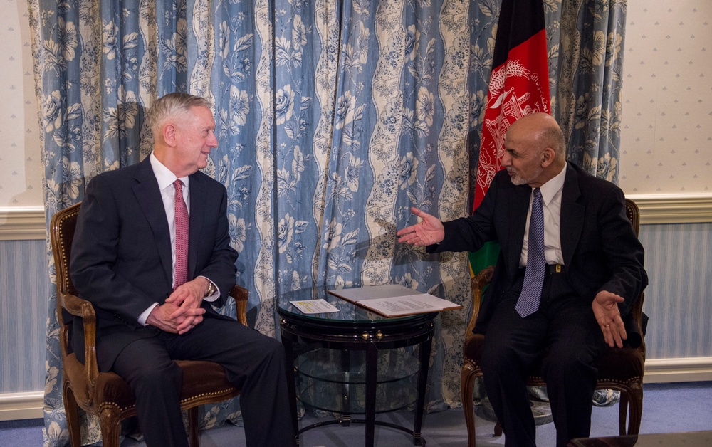 SD meets with Afghan President Ashraf Ghani