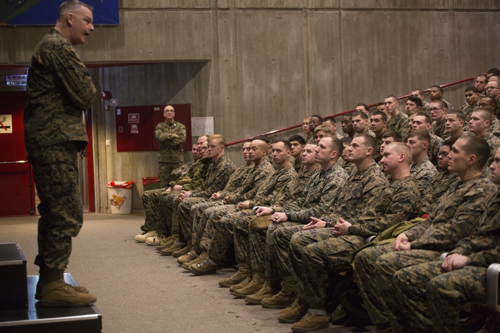 Major General Nelson visits Marines of Marine Rotational Force Europe 17.1