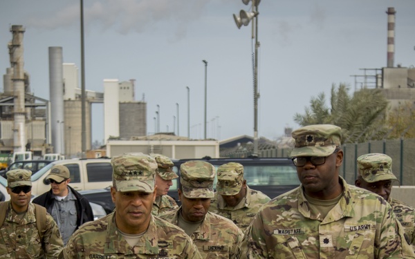Lt. Gen. Michael X. Garrett Visits the Port of Shuaiba, Kuwait