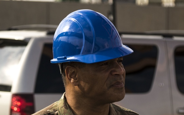 Lt. Gen. Michael X. Garrett Visits the Port of Shuaiba, Kuwait