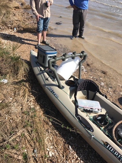 Kayak found without trace of owner, Coast Guard searches