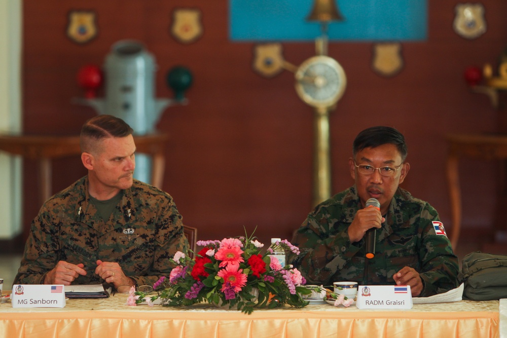 Senior military leaders discuss humanitarian operations during Cobra Gold