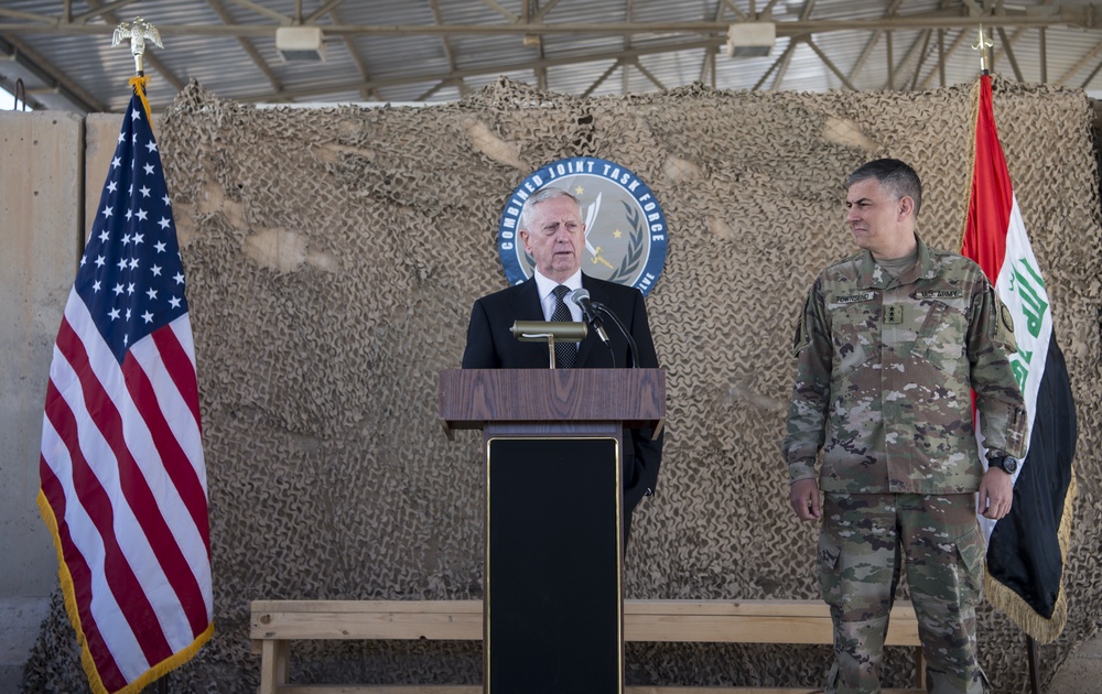 SD hosts joint press conference with CJTF-OIR commander