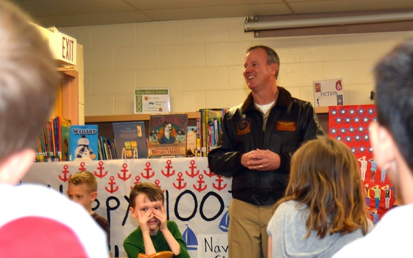 NAVSTA CO Visits Tarrallton Elementary