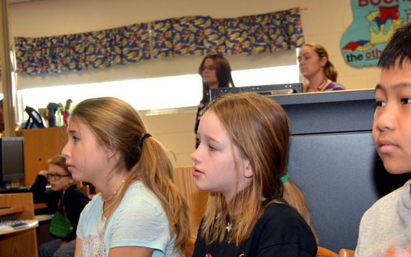 NAVSTA CO Visits Tarrallton Elementary