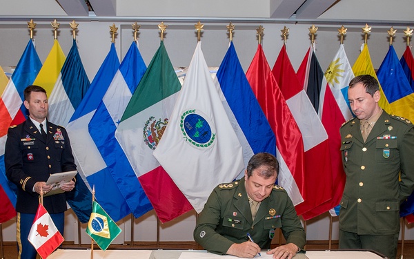 Conference of American Armies / La Conférence des armées des Amériques