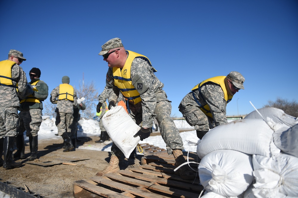 Wyoming National Guard teams helping Worland in floods