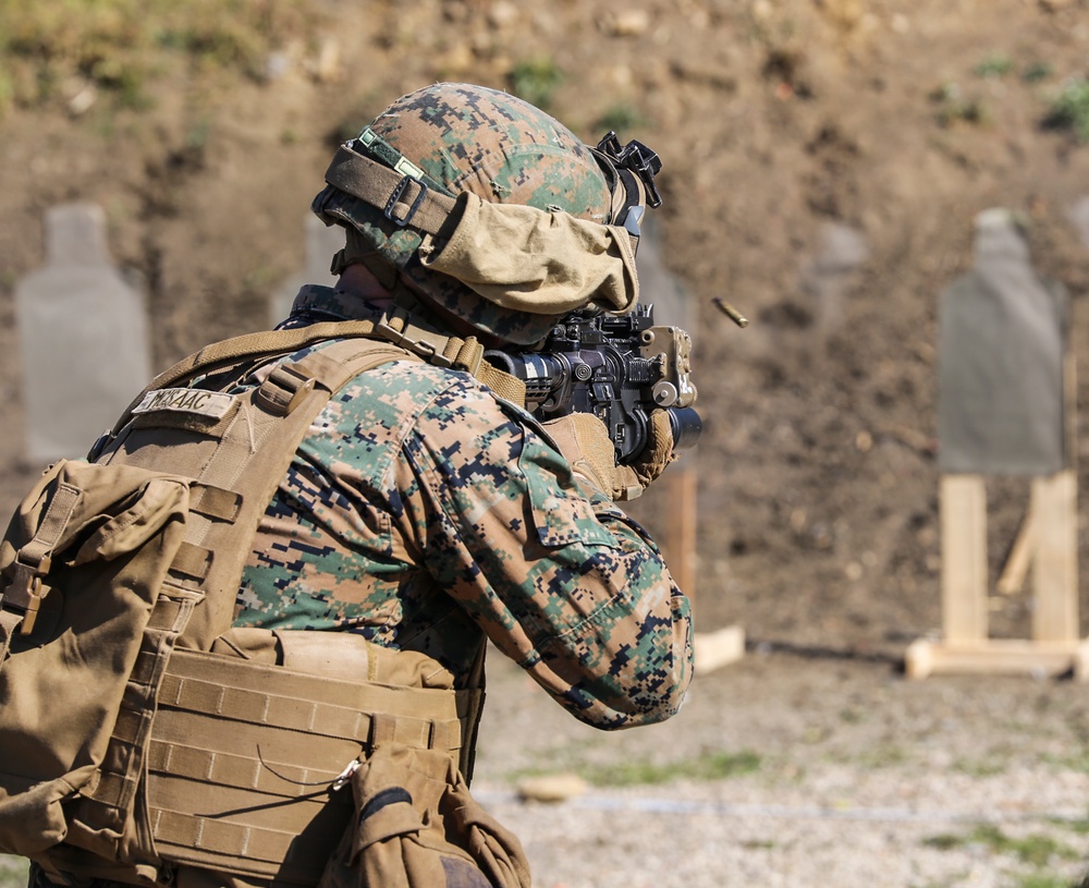 Rounds down range: SPMAGTF-CR-AF conducts Table Three range in Italy