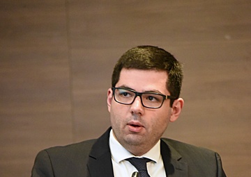 Marshall Center Seminar Looks at Security in a New Way