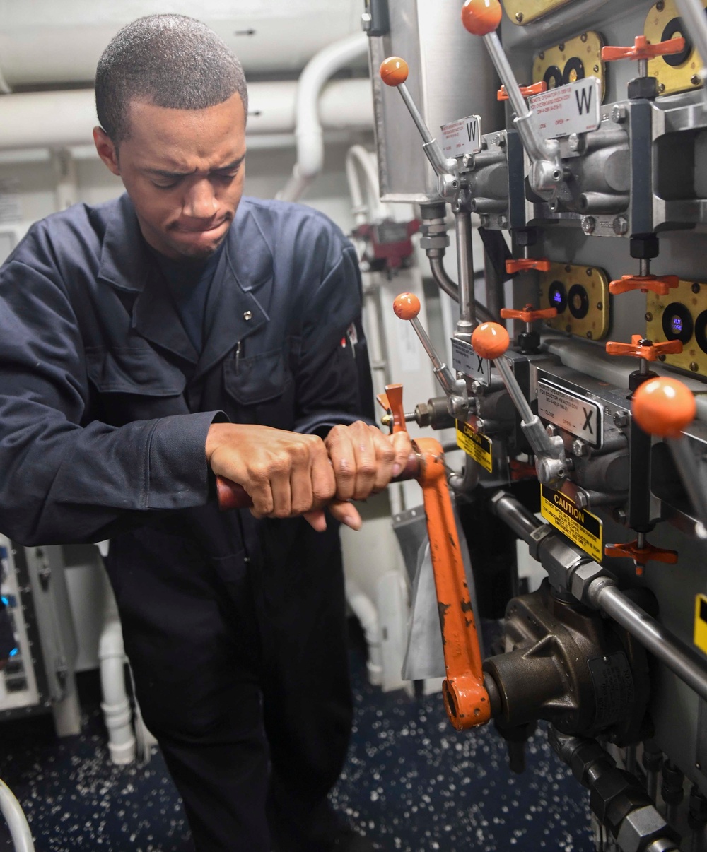 USS Wayne E. Meyer Conducts Damage Control Drill