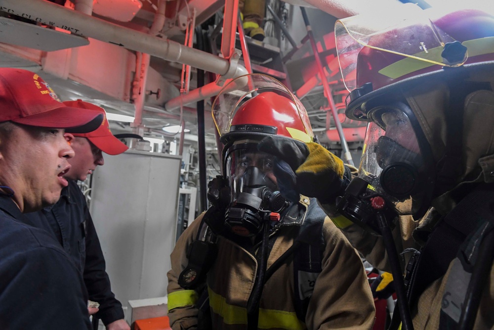 USS Wayne E. Meyer Conducts Damage Control Drill