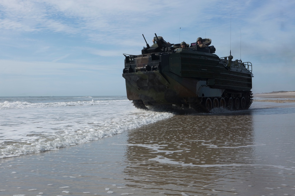 2nd Assault Amphibian Battalion Land to Shore Maneuvers